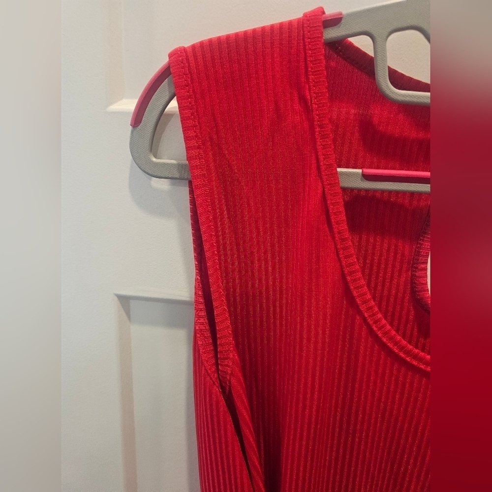 True Rock Red Ribbed Maxi Dress Size XXL | Sleeveless Stretch Knit Shorts Dress - Picture 2 of 10